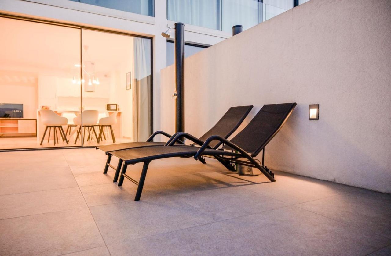 Apartment Flori With Sea View Malinska Buitenkant foto